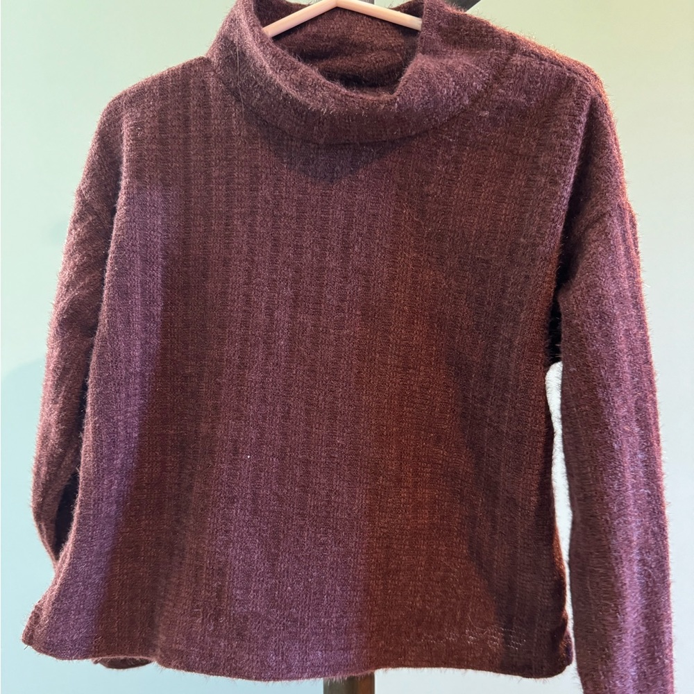 Old navy - maroon mock neck sweater very soft girls 5T